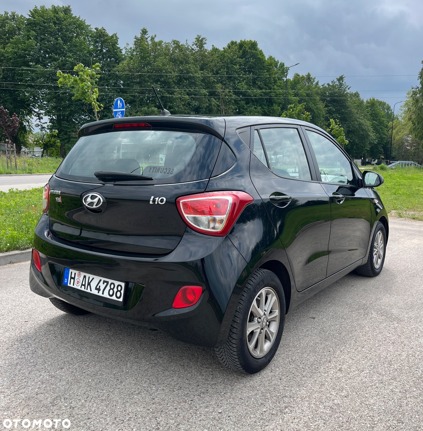 Hyundai i10 1.0 YES - 11