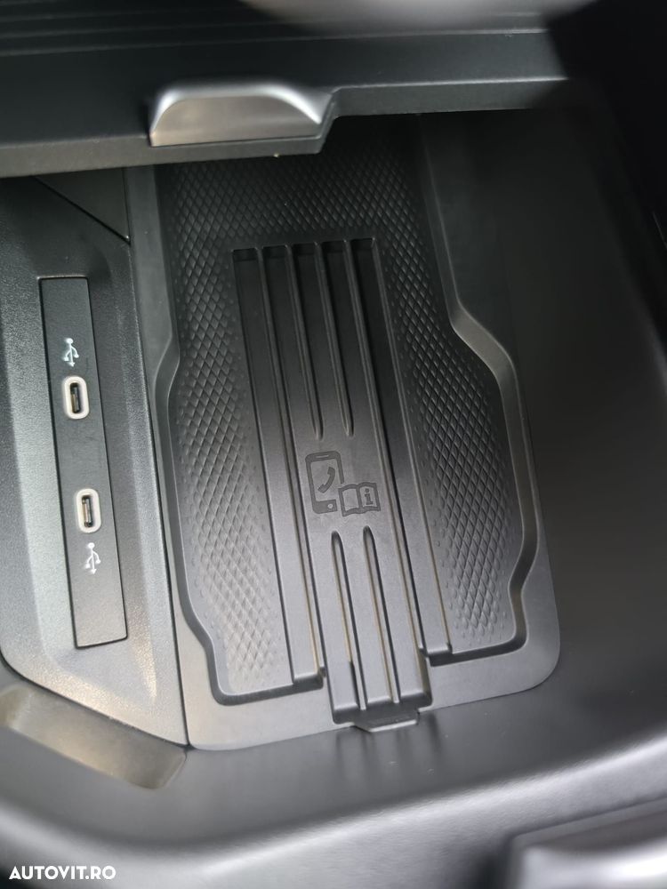 Skoda Superb 2.0 TDI DSG Active - 32