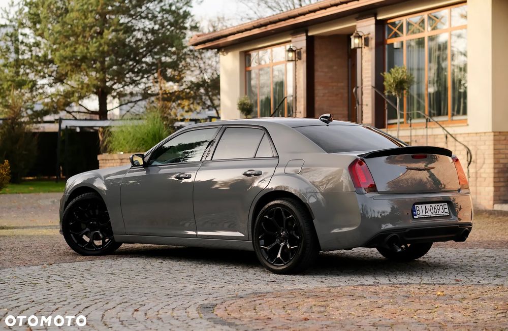 Chrysler 300s - 3