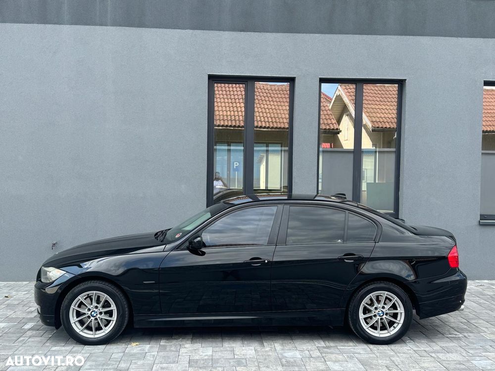 BMW Seria 3 320d xDrive - 2