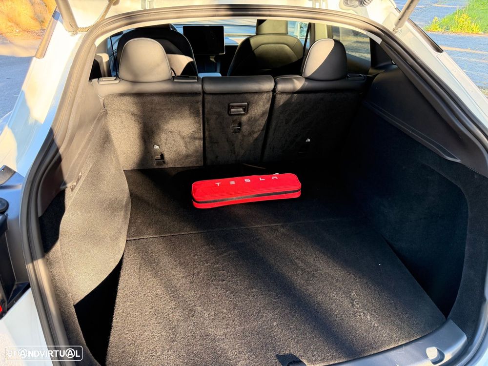 Tesla Model Y Long Range Tração Integral - 22