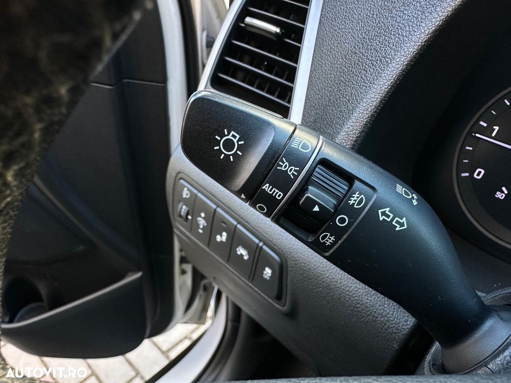 Hyundai Tucson blue 1.7 CRDi 2WD DCT Style - 16