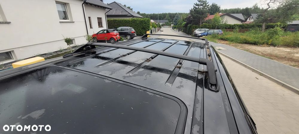 Ford Explorer - 30