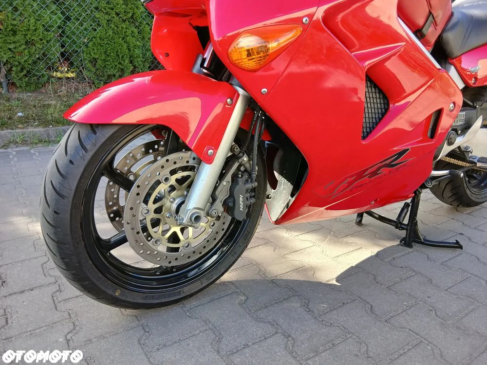 Honda VFR - 7