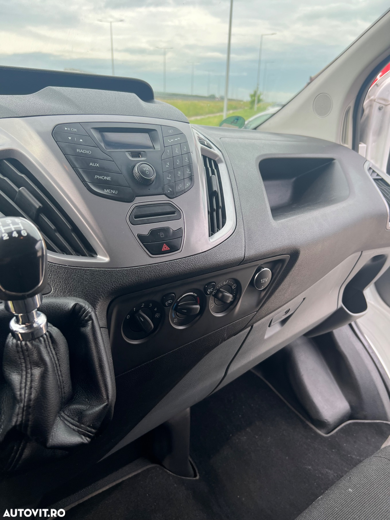 Ford Transit Custom - 8