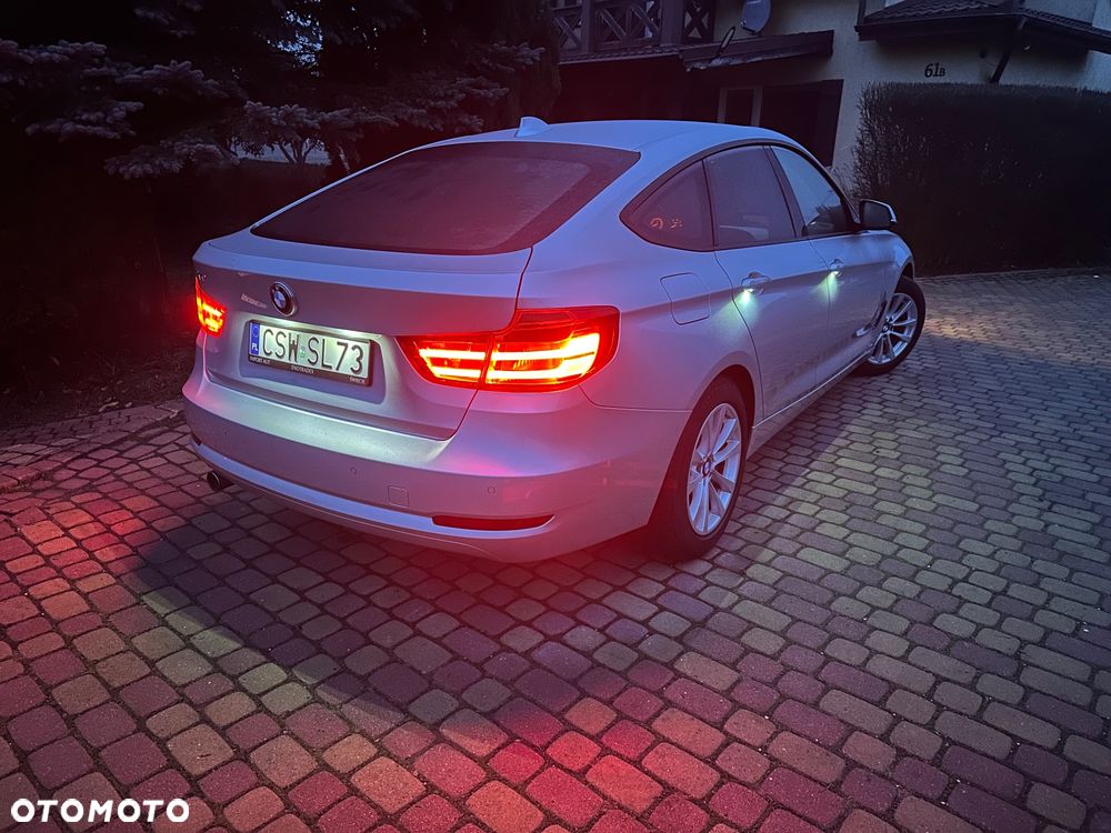 BMW 3GT 320d Sport Line - 2