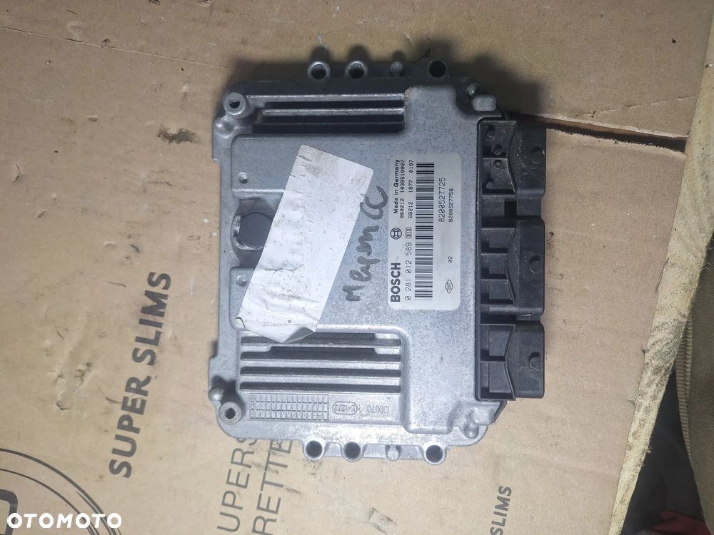 megane CC 1.9 DCI komputer ECU 8200527725 0281012589   (13/2)