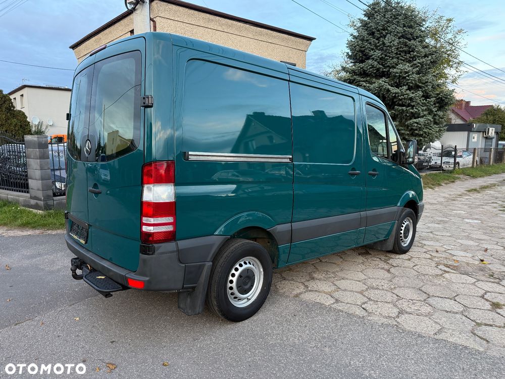 Mercedes-Benz Sprinter - 4