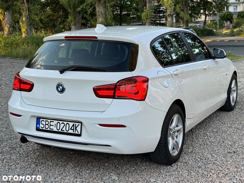 BMW Seria 1 118i Sport Line - 18