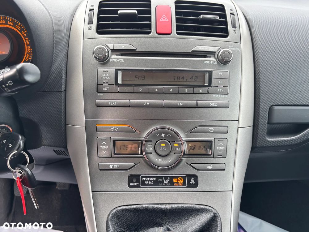 Toyota Auris 1.6 Edition - 24