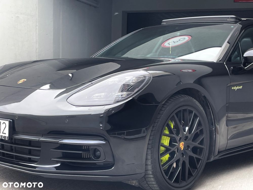 Porsche Panamera - 3