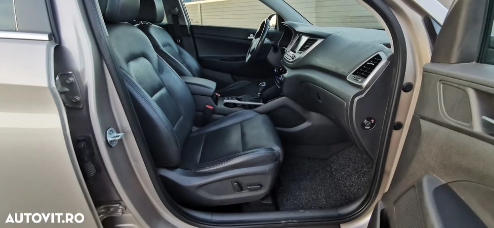 Hyundai Tucson 2.0 CRDI 4WD Automatik Premium - 13