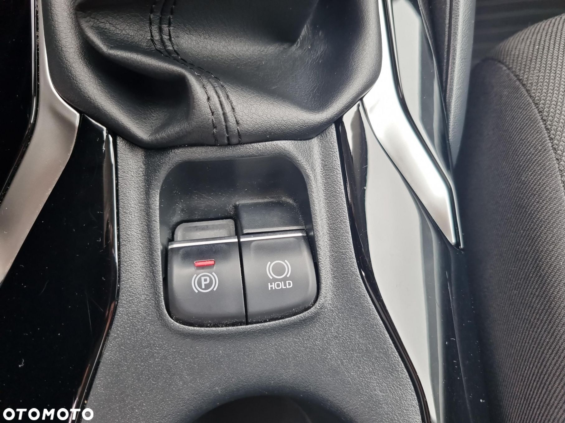 Toyota Corolla - 25