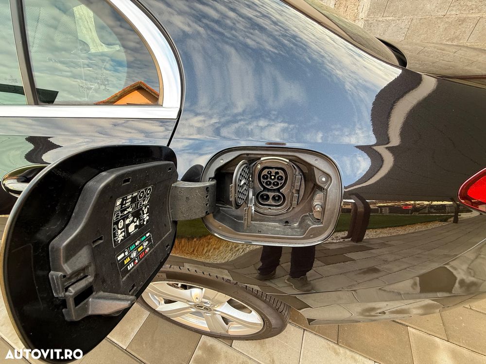 MERCEDES-BENZ C-Class 2022 — imagine 7
