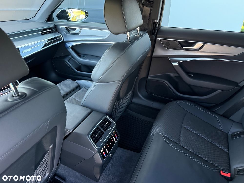 Audi A6 Avant 55 TFSI e quattro S tronic S line - 35