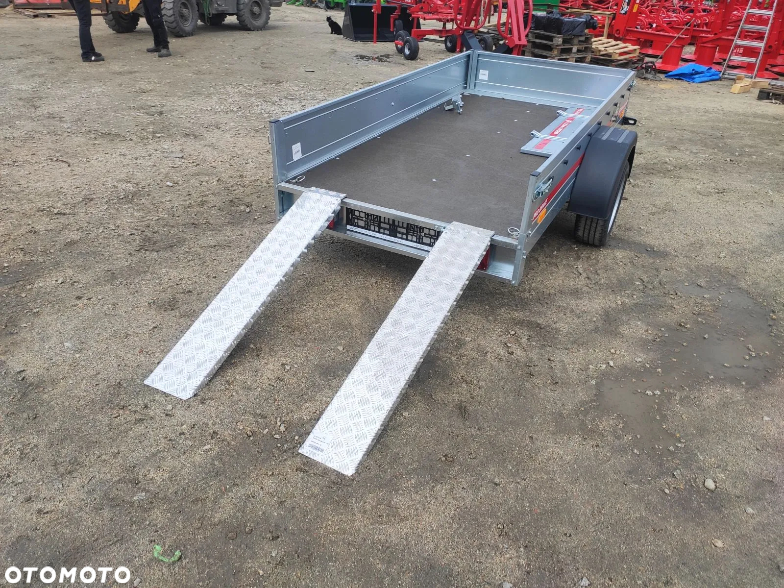 Temared PRO 2612/2 Przyczepka samochodowa 264x126cm dwuosiowa - 10
