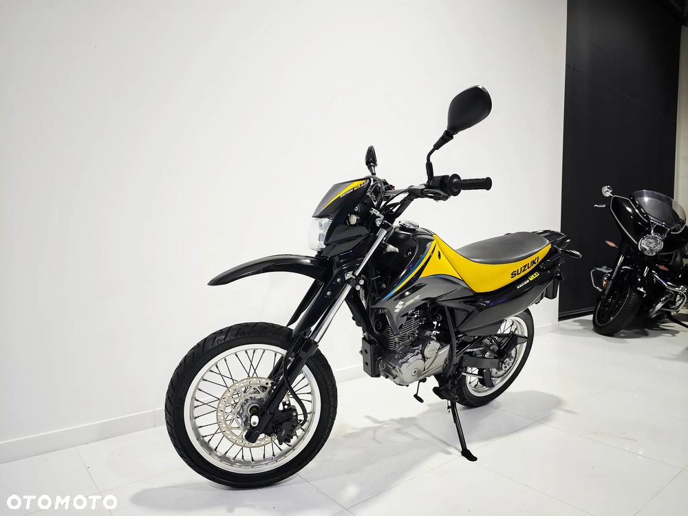 Suzuki DR - 4