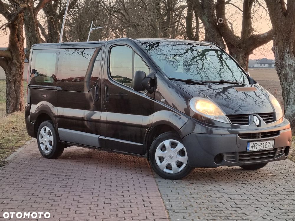 Renault Trafic L1H1 Passenger Lux - 2
