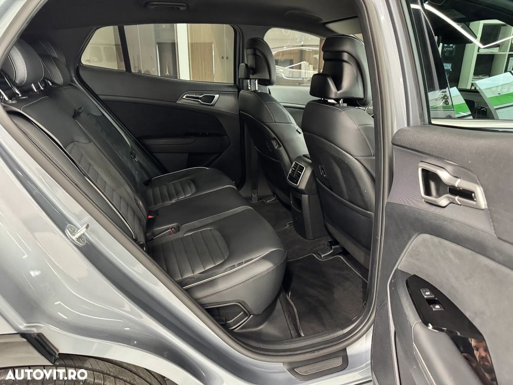 Kia Sportage 1.6 T-GDI PHEV 6AT 4x4 GT Line - 13