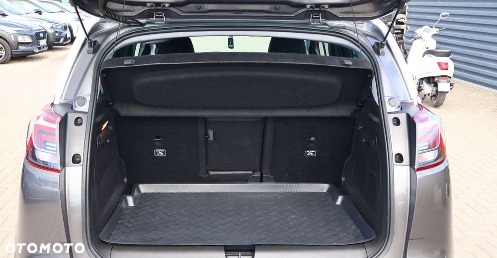 Opel Crossland X - 21