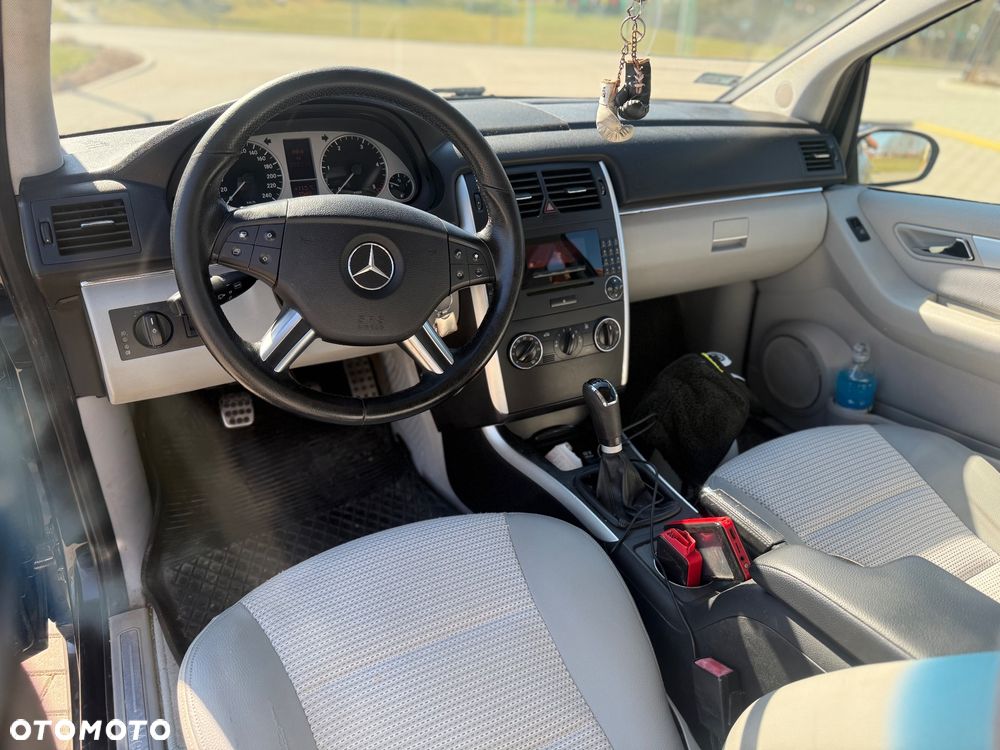 Mercedes-Benz Klasa B - 12