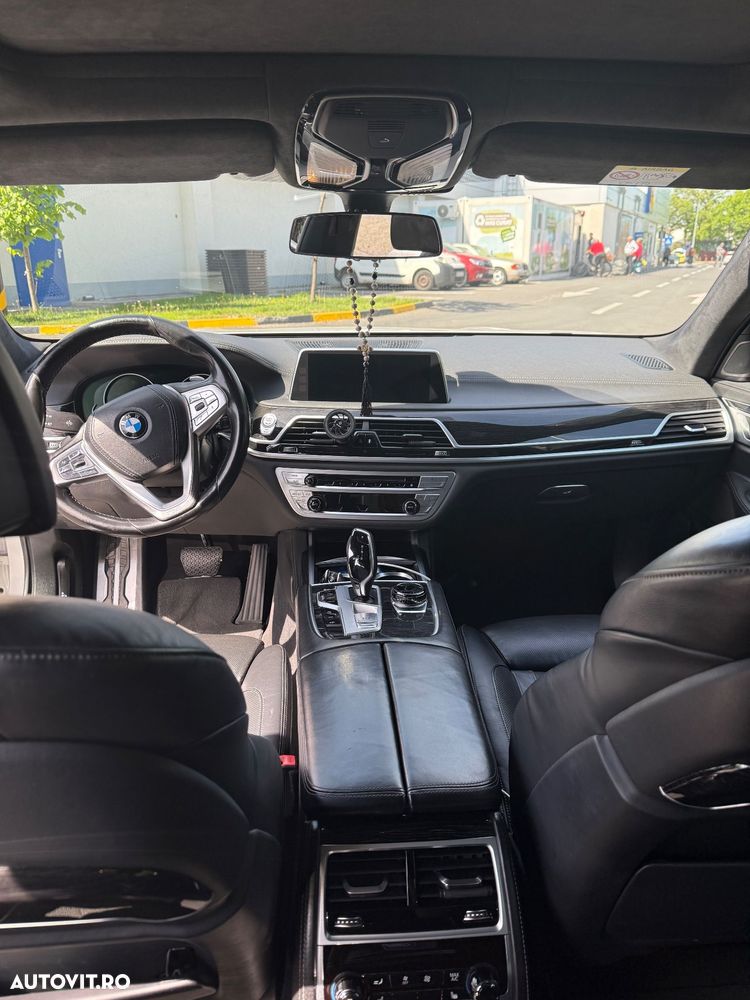 BMW Seria 7 740d xDrive - 19