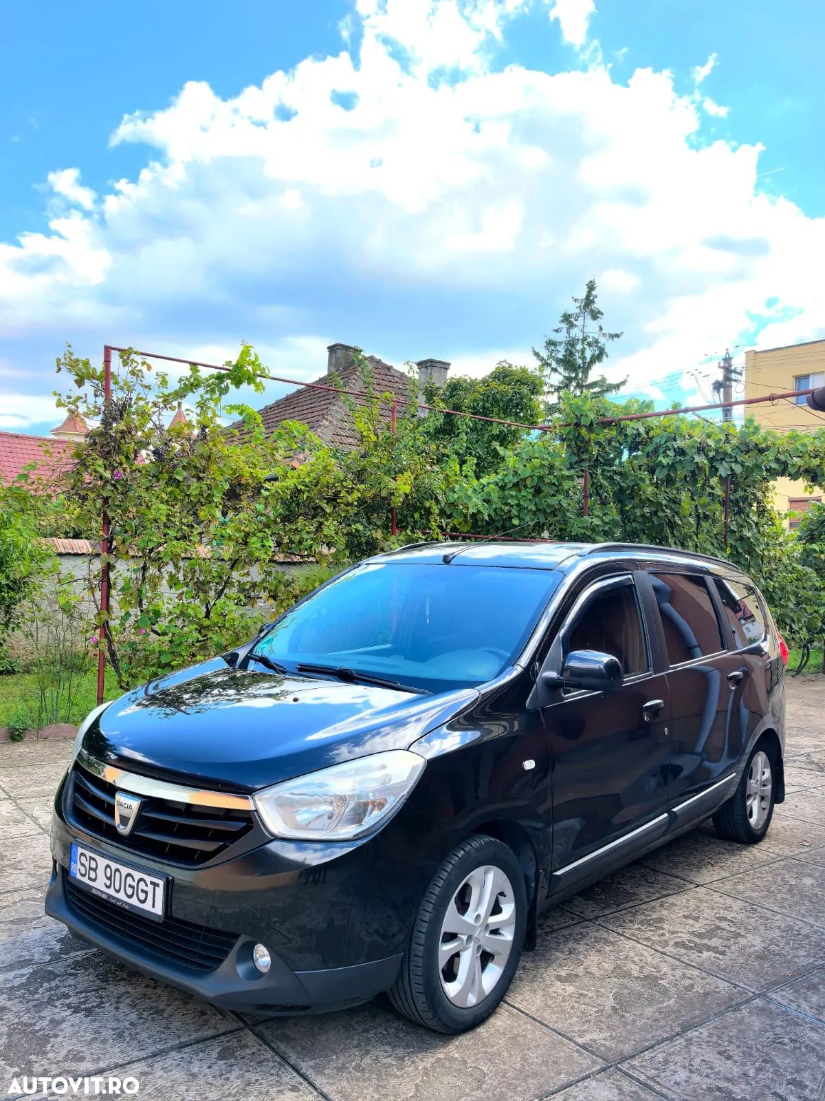 Dacia Lodgy 1.2 TCe 115 CP Laureate - 1