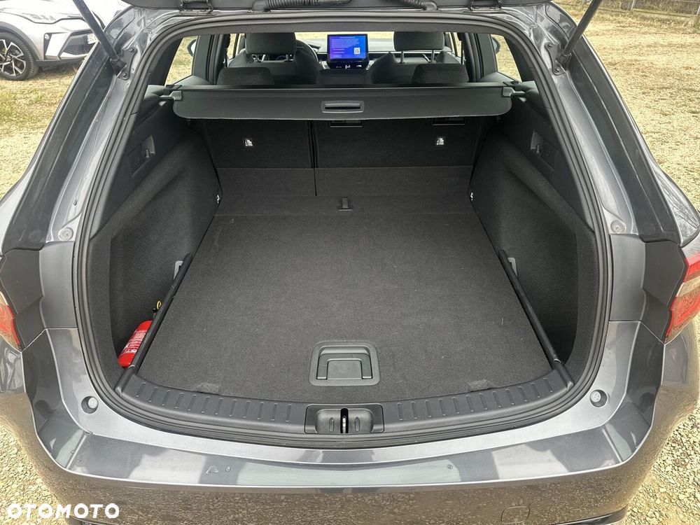 Toyota Corolla 1.8 Hybrid Comfort - 10