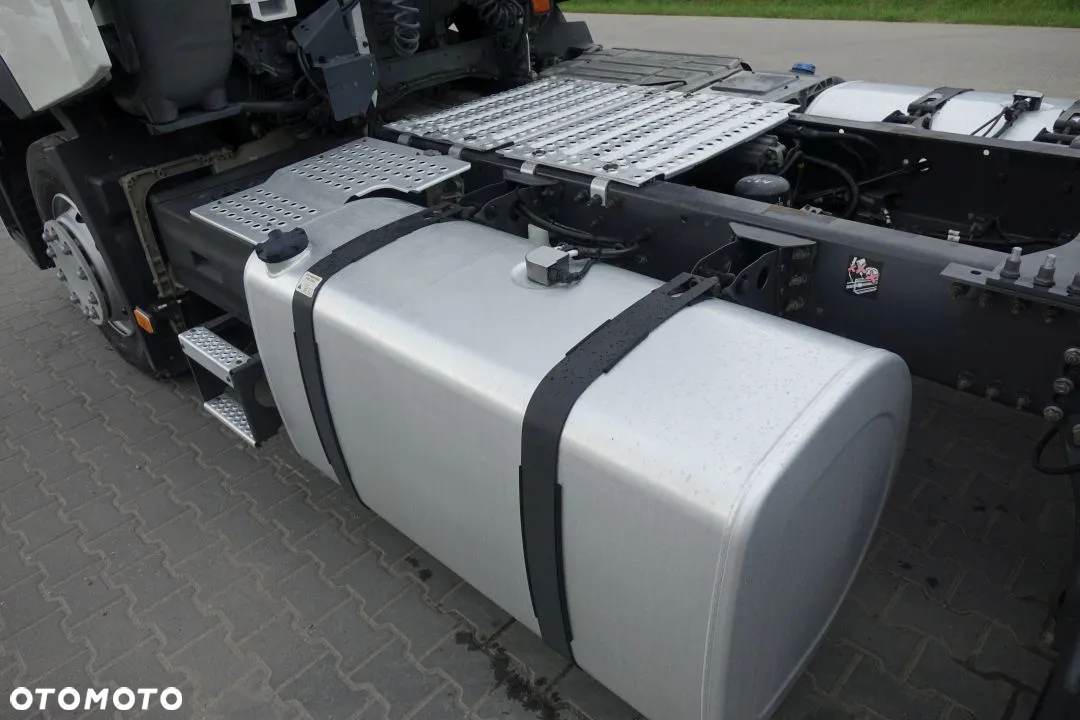 Renault GAMA T460 / STANDARD /AUTOMAT/ RETARDER / EURO 6/ 2 ZBIORNIKI / KLIMATYZACJA POSTOJOWA - 12
