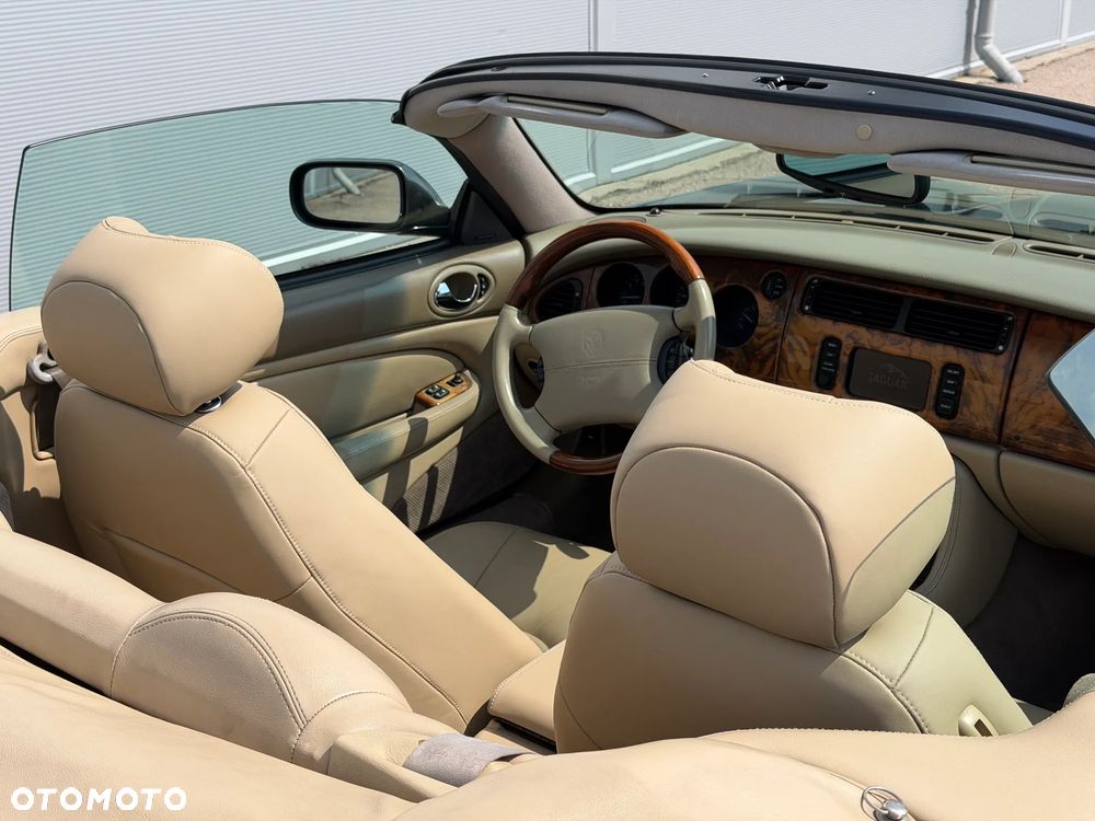 Jaguar XK8 4.0 - 18