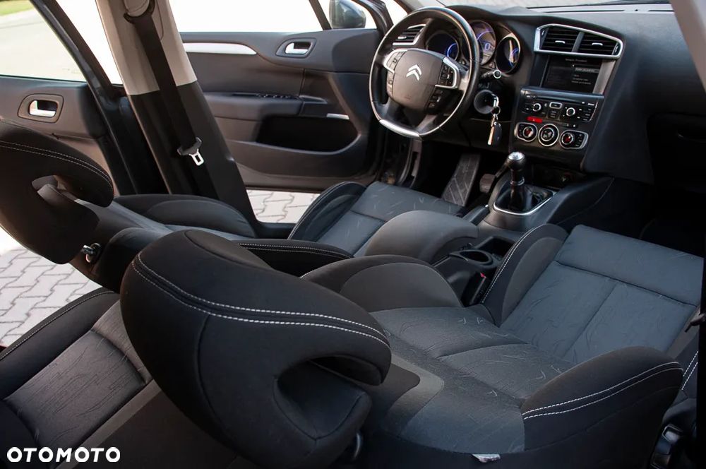 Citroën C4 VTi 120 Exclusive - 23