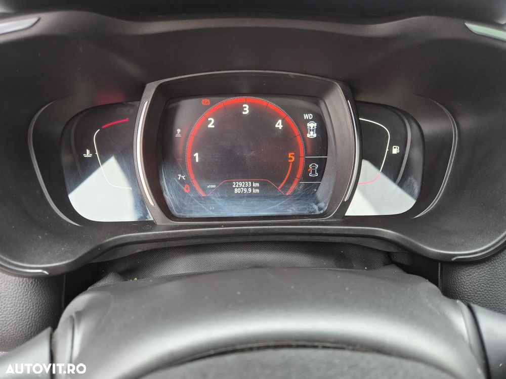 Renault Kadjar 1.6 DCI 4X4 Intens - 6