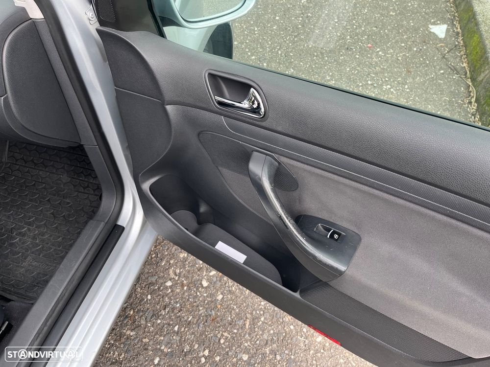 VW Golf 1.9 TDi Confortline - 36