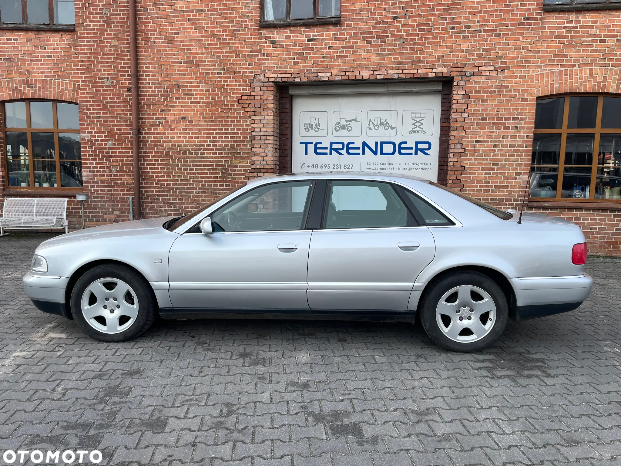 Audi A8 - 2