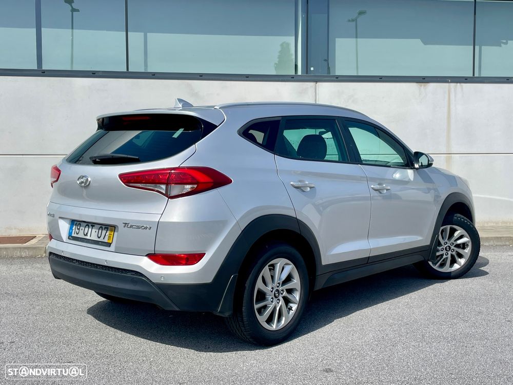 Hyundai Tucson 1.7 CRDi Executive - 6