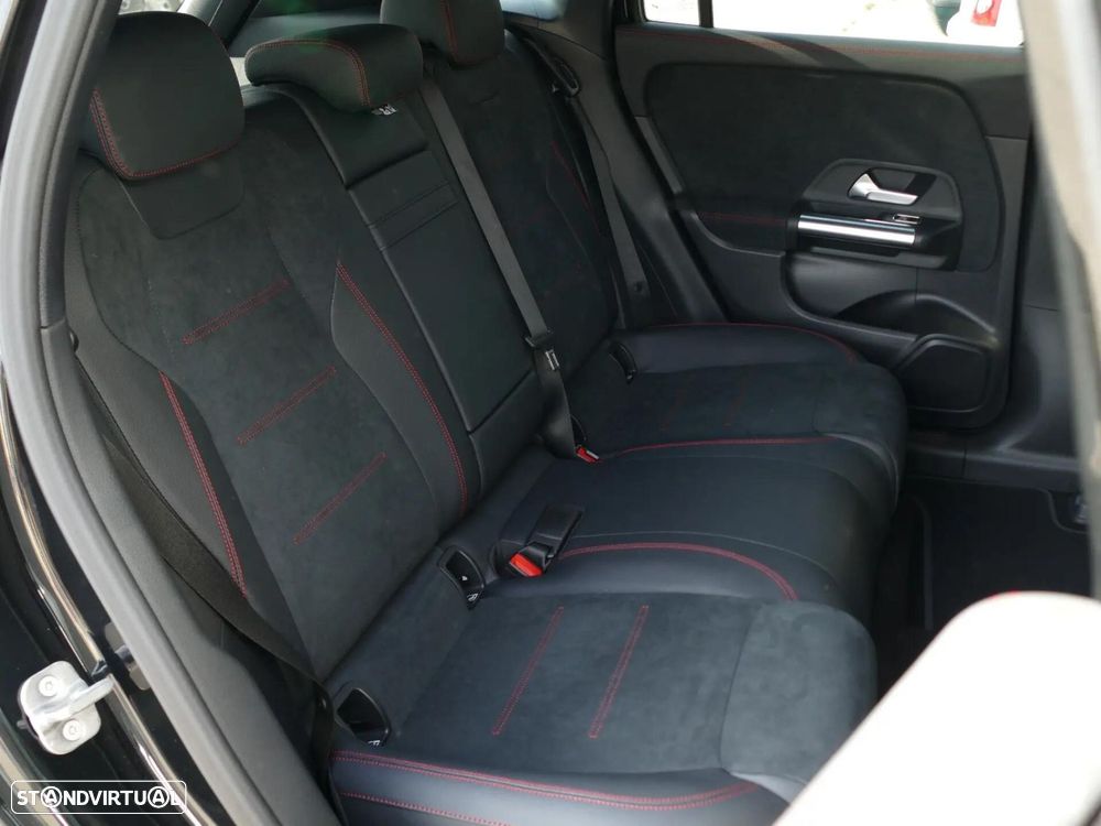 Mercedes-Benz EQA 250+ AMG Line - 35
