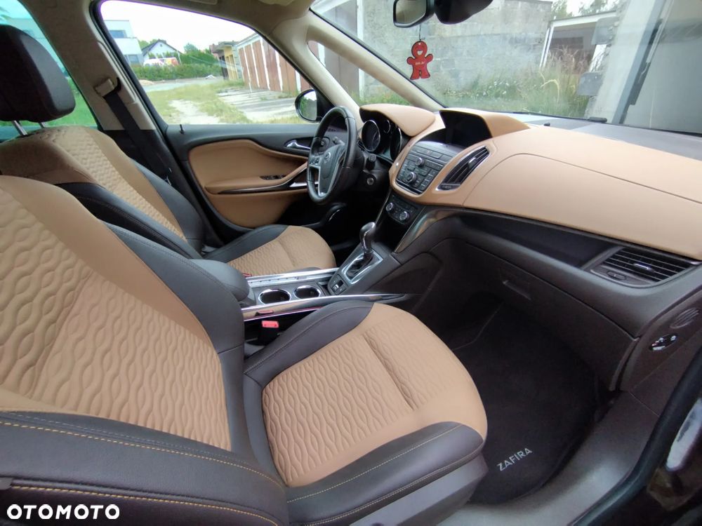 Opel Zafira 1.4 T Cosmo - 10