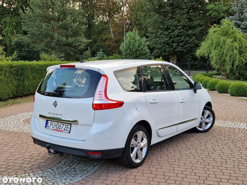 Renault Grand Scenic 2.0 16V 140 CVT Bose Edition - 4