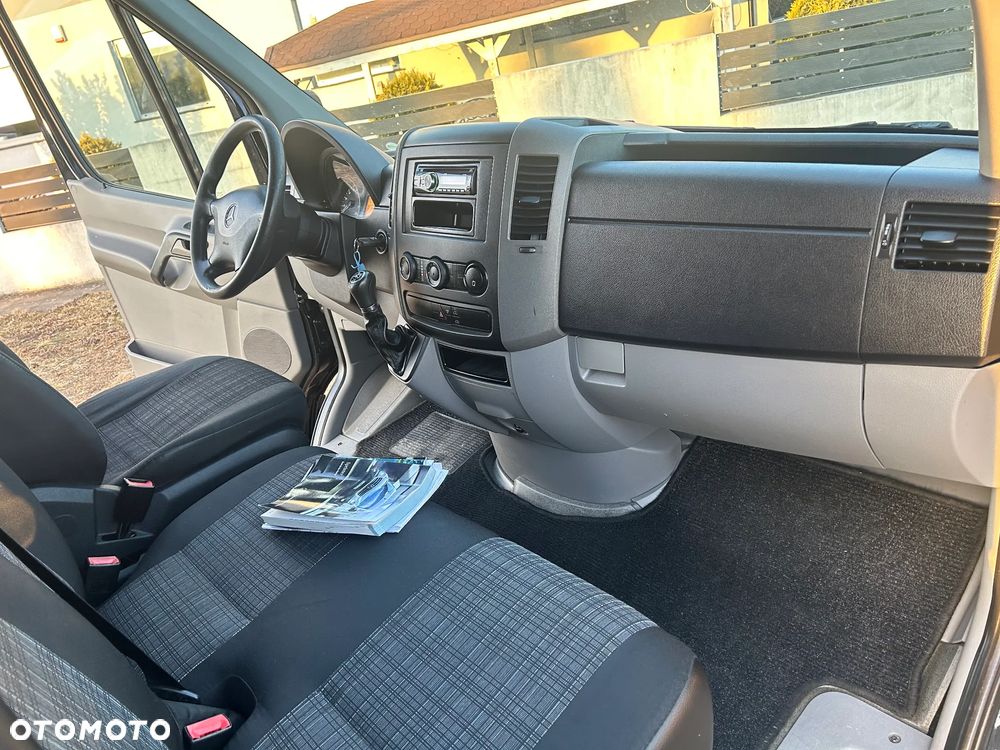 Mercedes-Benz Sprinter - 27