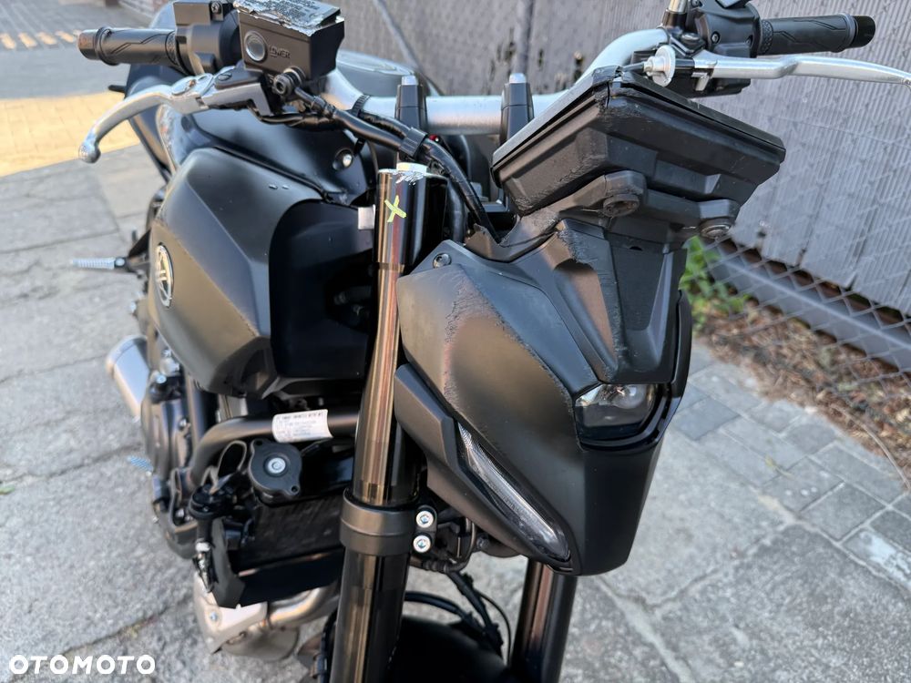 Yamaha MT - 32