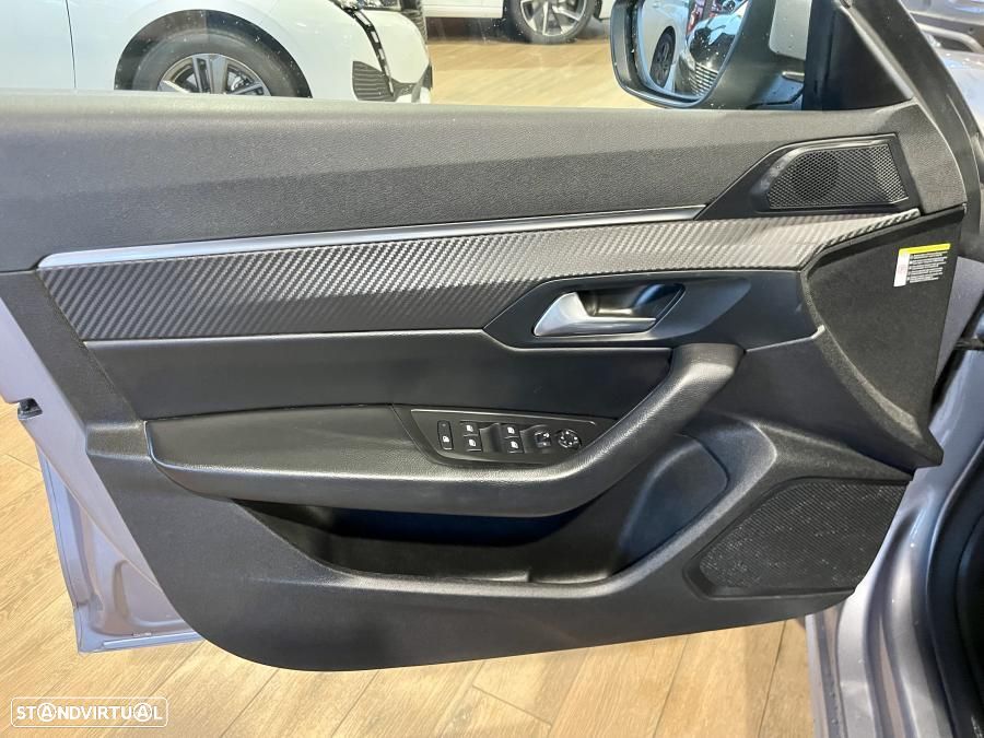 Peugeot 508 PureTech 130 EAT8 Active Pack - 23