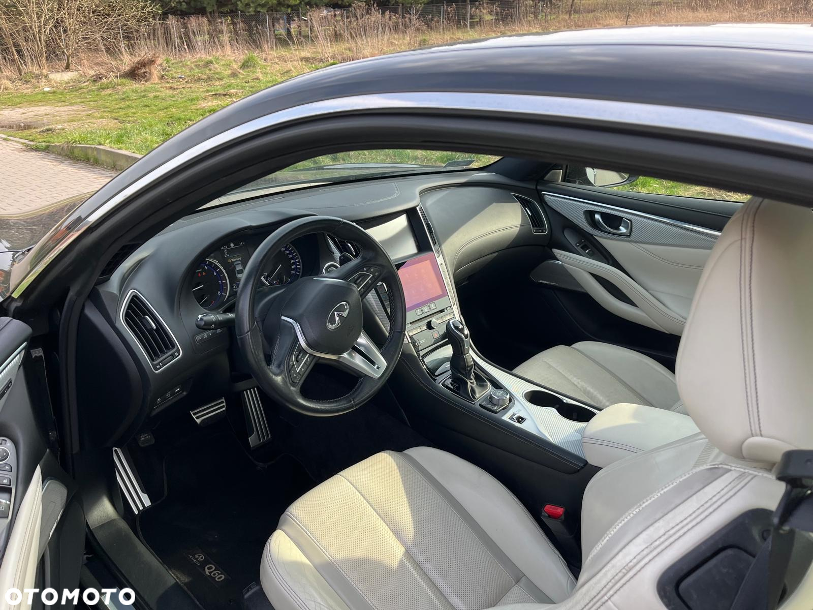 Infiniti Q60 2.0t Sport Tech - 9