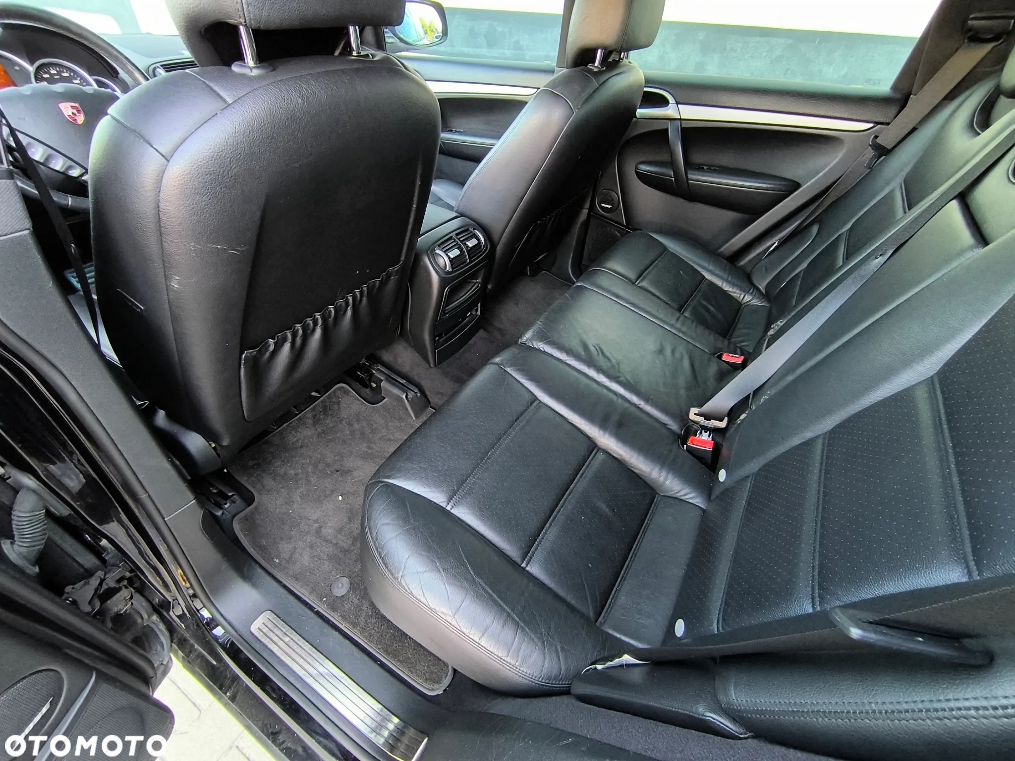 Porsche Cayenne - 15