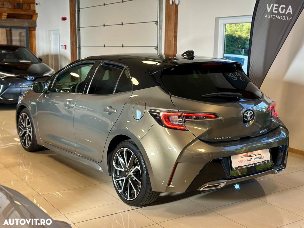 Toyota Corolla - 4