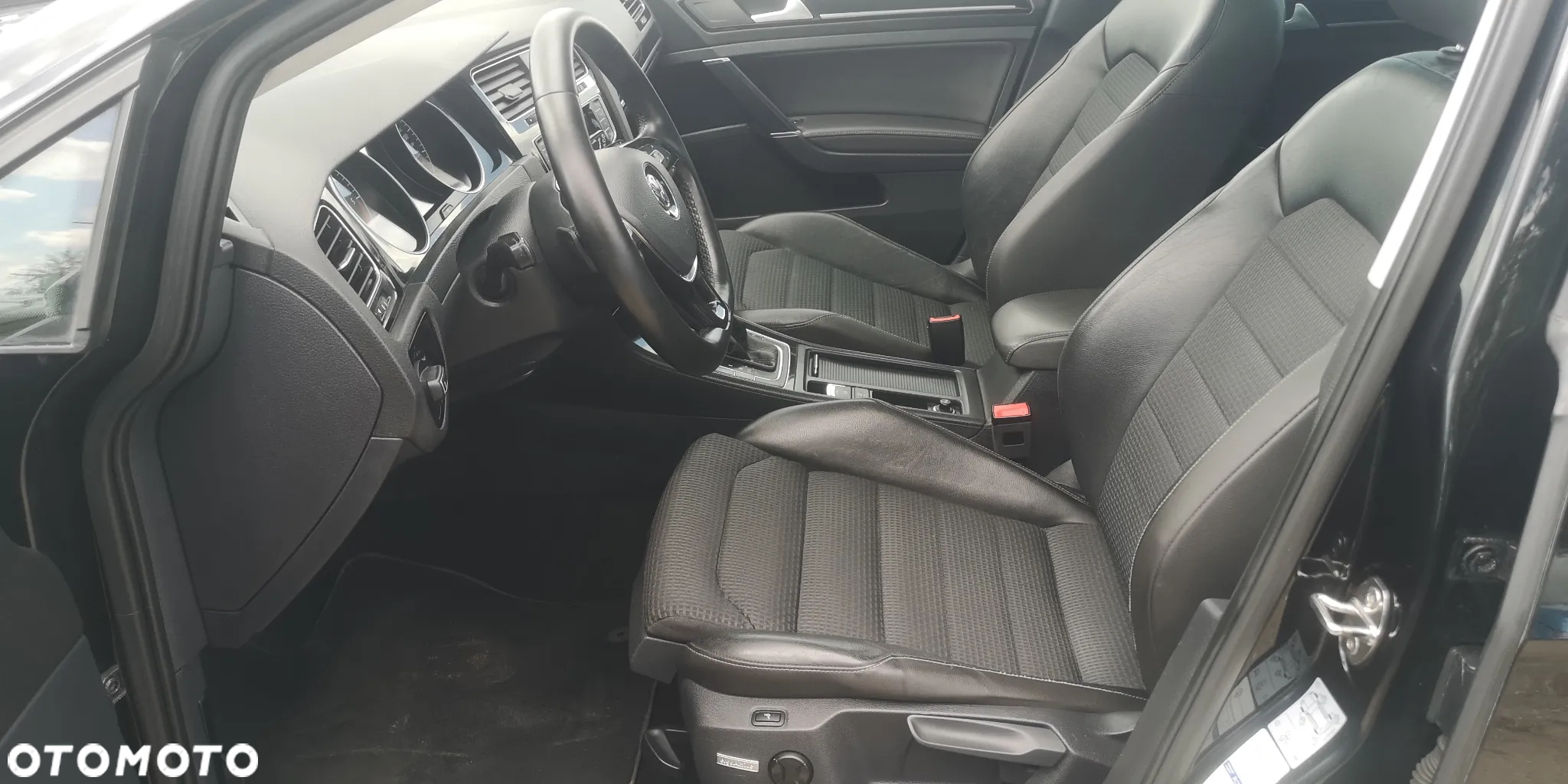 Volkswagen Golf VII 2.0 TDI BMT Highline DSG - 15