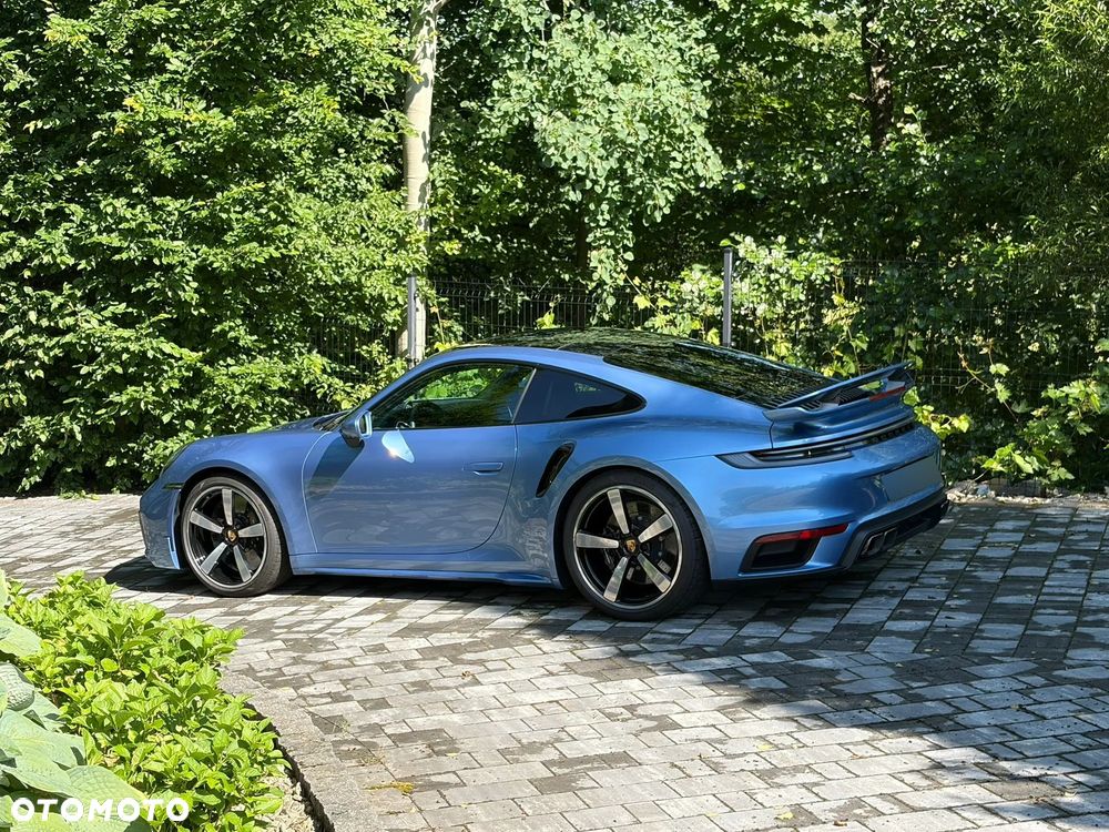 Porsche 911 Turbo S - 8