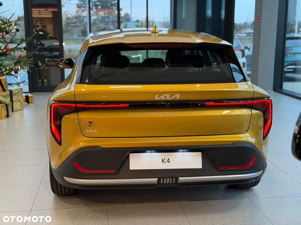Kia K4 - 7