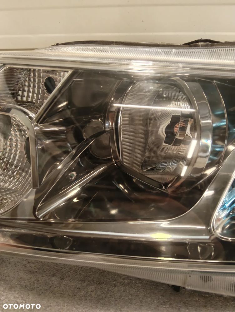 Suzuki Grand Vitara II FULL LED NIEBIESKA PRZÓD STRONA LEWA 100-18095 - 2