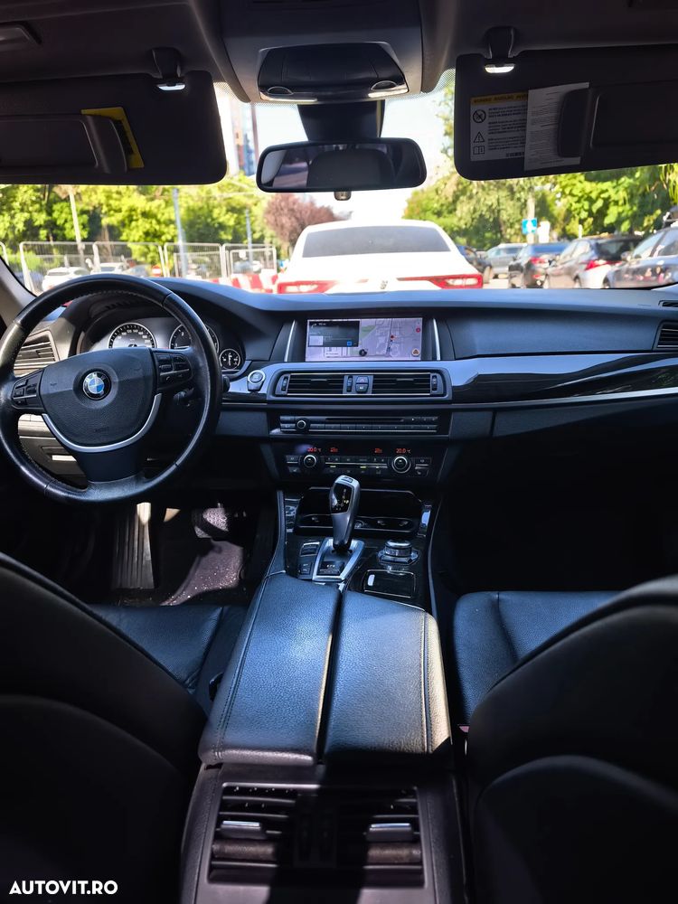 BMW Seria 5 525d xDrive - 6