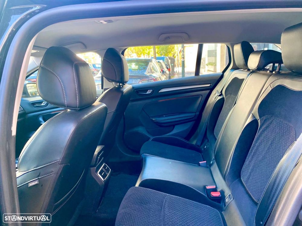 Renault Mégane Sport Tourer 1.5 dCi Dynamique - 22